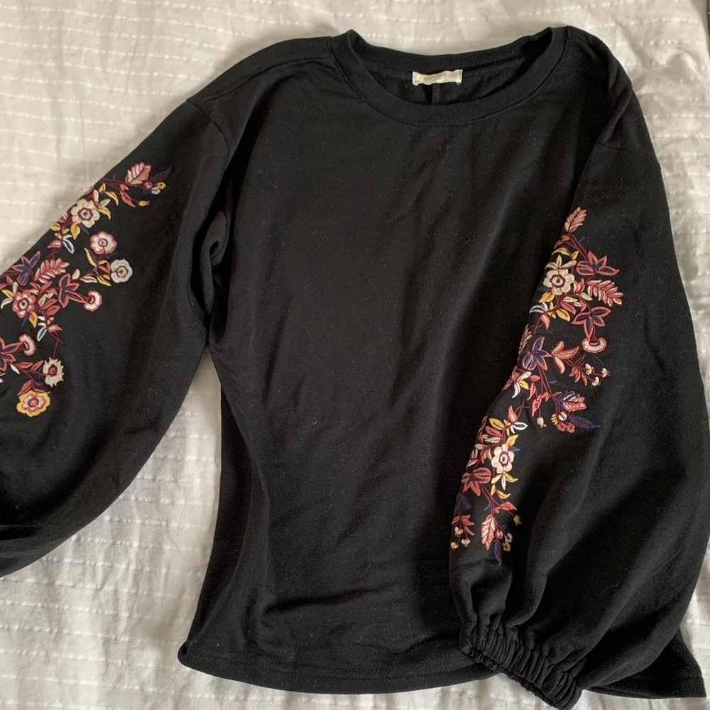 Embroidered Long Sleeve Sweater